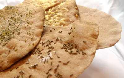 Knuspriges Fladenbrot nach dem issgesund-Rezept