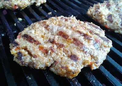 Pljeskavica vom Grill