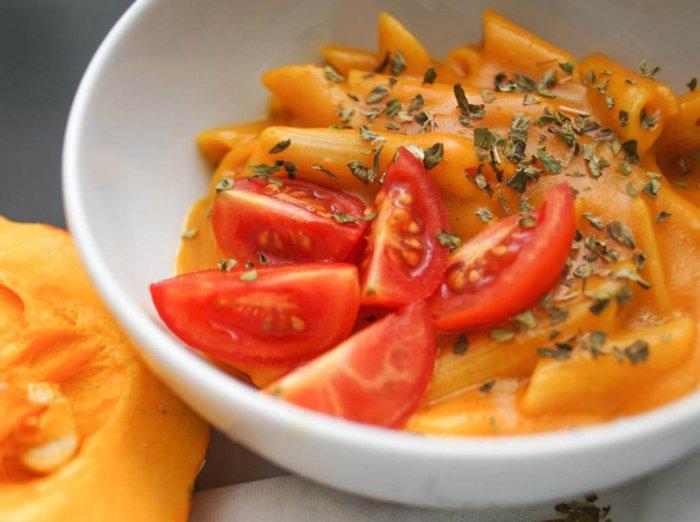 Kürbis Pasta: Penne mit cremiger Kürbissauce nach dem issgesund-Rezept