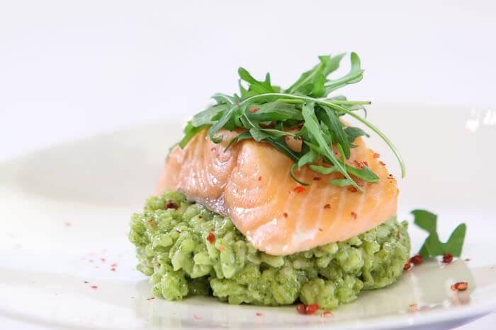 Lachs mit Rucola-Risotto im Dampfgarer zubereitet nach dem issgesund-Rezept