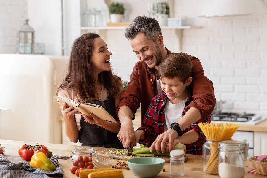 Ernährung im Alltagsstress: Diese Gewohnheiten verhelfen zu mehr innerer Ruhe